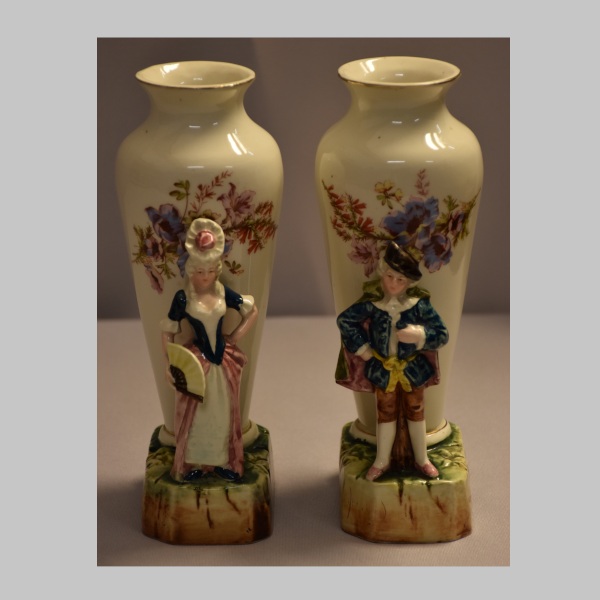 Vasenpaar, Vase mit Figur, Nostalgie